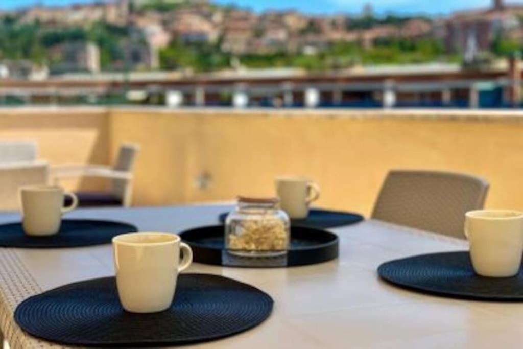 Apartmán Exclusive Penthouse With 60 M2 Panoramic Terrace Perugia Exteriér fotografie